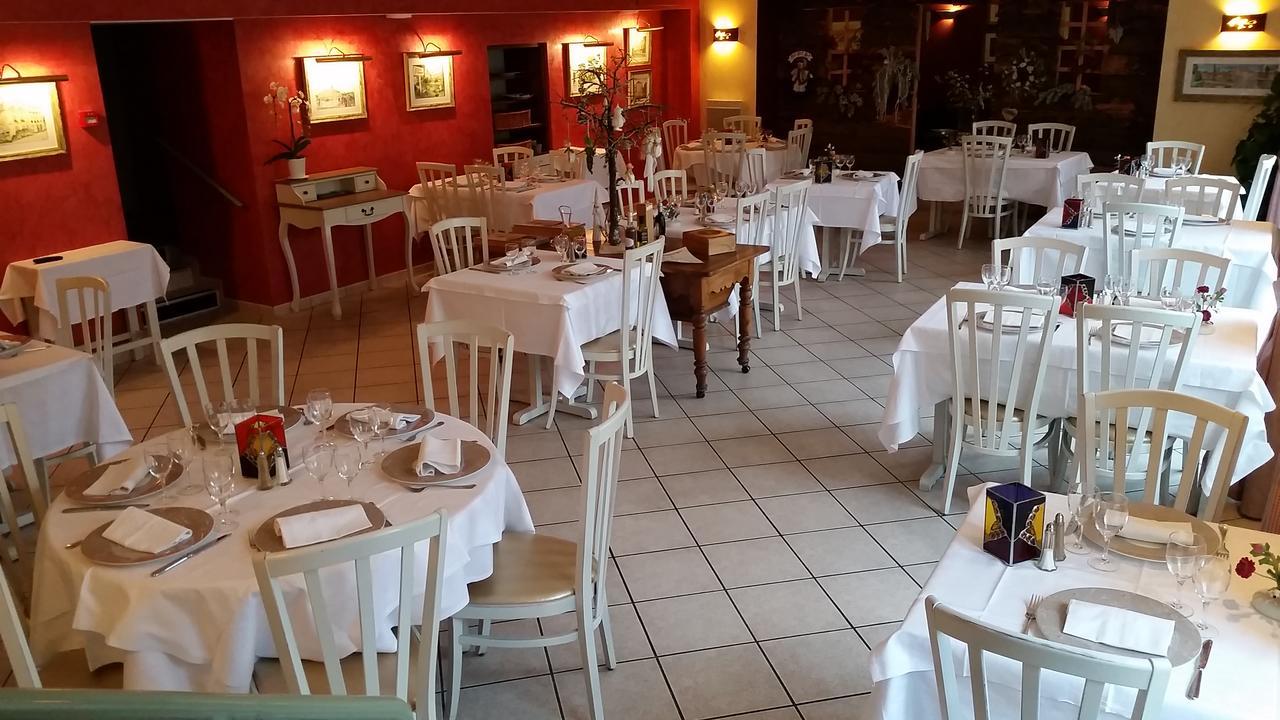 Le Val D'Amby Hotel Hieres-Sur-Amby Bagian luar foto